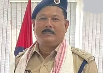 মুখ্যমন্ত্ৰী ড° হিমন্ত বিশ্ব শৰ্মাৰ নিৰ্দেশক অৱমাননা কৰাৰ ফলত কেইবাগৰাকীও আৰক্ষী বিষয়াক নিলম্বনঃ 5 মুখ্যমন্ত্ৰী ড° হিমন্ত বিশ্ব শৰ্মাৰ নিৰ্দেশক অৱমাননা কৰাৰ ফলত কেইবাগৰাকীও আৰক্ষী বিষয়াক নিলম্বনঃ