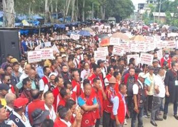 ডিমাপুৰত বিশাল ৰেলীঃ নগা ৰাজনৈতিক সমস্যা সমাধানৰ দাবীত এই ৰেলী-