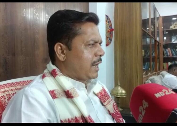 দ্ৰৌপদী বস্ত্ৰহৰণ আৰু গণতন্ত্ৰৰ বস্ত্ৰহৰণ একেই- ভূপেন বৰা 1 দ্ৰৌপদী বস্ত্ৰহৰণ আৰু গণতন্ত্ৰৰ বস্ত্ৰহৰণ একেই- ভূপেন বৰা