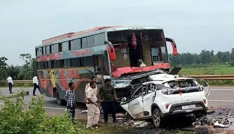 ছত্তীশগড়ৰত ভয়ংকৰ পথ দুৰ্ঘটনা:থিতাতে নিহত ৫