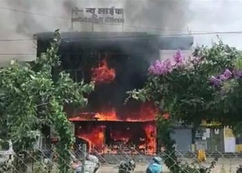 মধ্যপ্ৰদেশৰ ব্যক্তিগত চিকিৎসালয়ত ভয়ংকৰ অগ্নিকাণ্ড ! ১০ জনৰ মৃত্যু, আহত কেইবাজনো