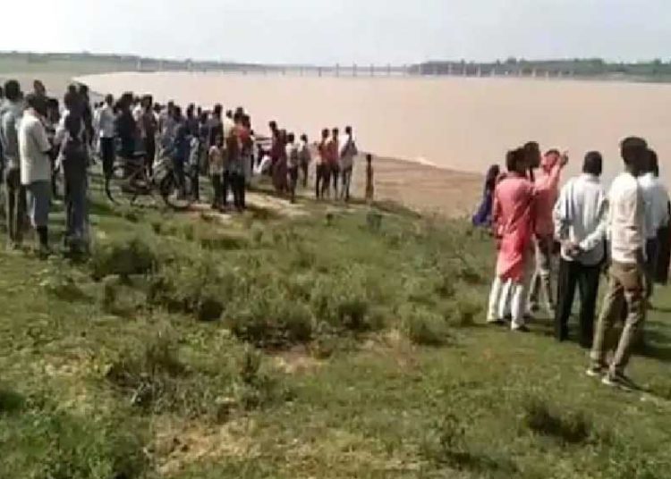 যমুনাত নাও দুৰ্ঘটনা! উত্তৰ প্ৰদেশত নিহত ৪, বহু লোক সন্ধানহীন: