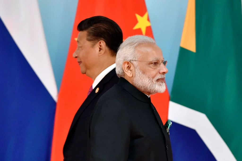 ভাৰত এৰিবলৈ ৮১ জন চীনালৈ জাননী
