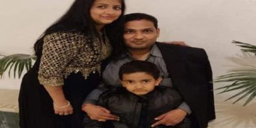 শোকাৱহ! ট্ৰাকৰ তলত বহুসময় ধৰি আবদ্ধ গাড়ী, একেটা পৰিয়ালৰ ৩ গৰাকীৰ মৃত্যুঃ