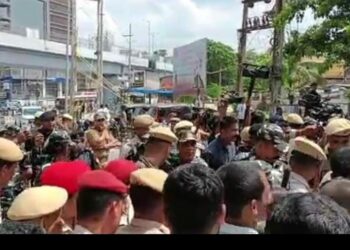 ছয় জনগোষ্ঠীৰ ঐক্য মঞ্চত ভাঙোন! মুখ্যমন্ত্ৰীৰে অনুষ্ঠিত বৈঠকলৈ নগল একাংশ সংগঠন