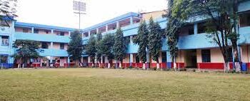 শিলচৰৰ কাছাৰ কলেজত অব্যাহত তীব্ৰ উত্তেজনাঃ অধ্যাপক-অধ্যাপিকাক মাৰপিট উদণ্ড যুৱকৰ