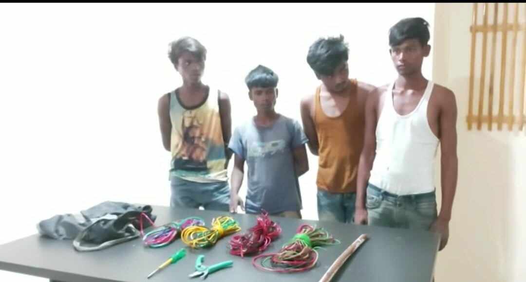 চাৰি চোৰক আটক ডিফু আৰক্ষীৰ