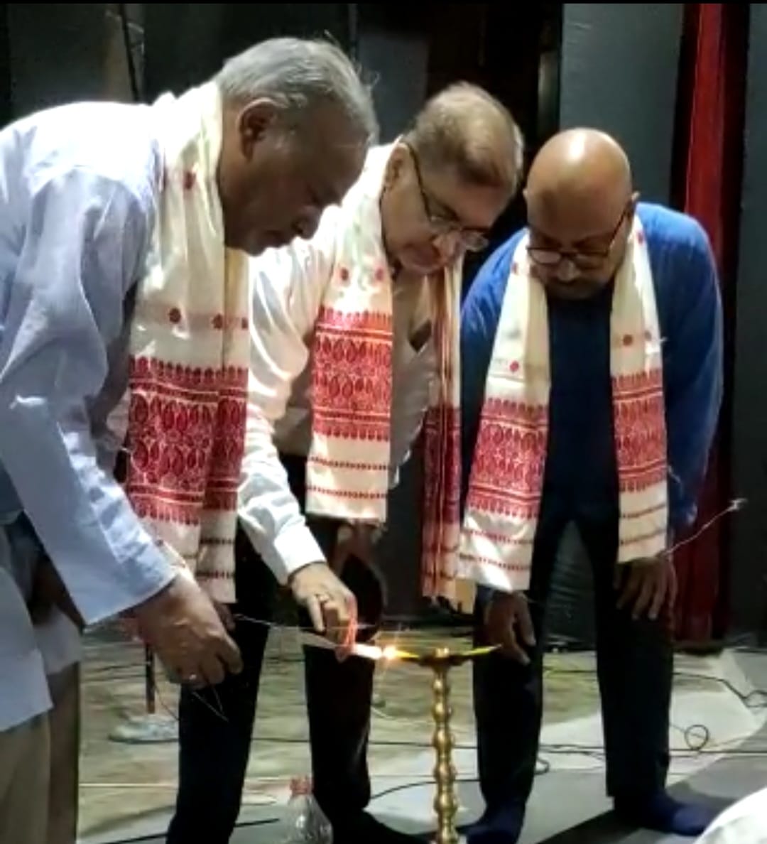 নগাঁৱত বৃদ্ধ পিতৃ-মাতৃক ৰাজহুৱাকৈ সম্বৰ্ধনা শ্ৰেণীবন্ধু-৭৬