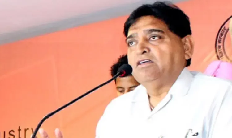 পঞ্জাৱৰ প্ৰাক্তন মন্ত্ৰী সুন্দৰ শ্যাম অৰোৰাক গ্ৰেপ্তাৰঃ এ আই জি মনমোহন কুমাৰক ৫০ লাখ টকা উৎকোচ দিয়াৰ অভিযোগ উত্থাপন