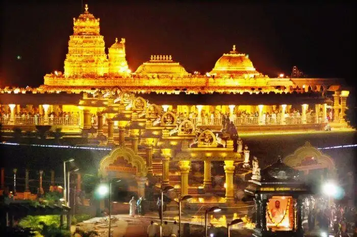 তিৰুপতি মন্দিৰ