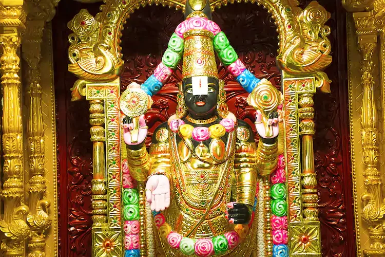 বিশ্বৰ সবাতোকৈ ধনী মন্দিৰ হিচাপে পৰিগণিত তিৰুপতি মন্দিৰৰ বৃহৎ সম্পত্তিক লৈ চৰ্চাঃ