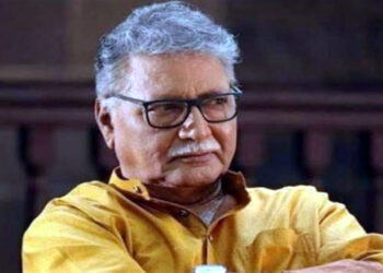 এতিয়াও জীয়াই আছে বিক্ৰম গোখলে, পৰিস্থিতি সংকটজনক: