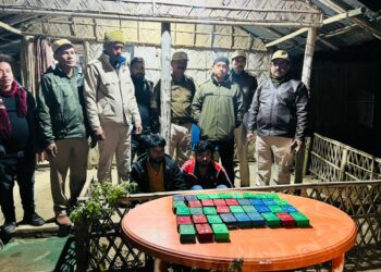 লাহৰিজনত প্ৰায় চাৰি কোটি টকা মূল্যৰ সন্দেহযুক্ত হেৰইণ সহ দুই সৰবৰাহকাৰী আৰক্ষীৰ জালত