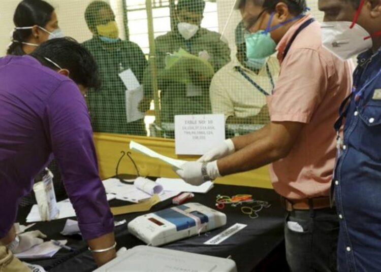 গুজৰাটৰ ভয়াৱহ দলং দুর্ঘটনা সংঘটিত মৰ্বিতো আগবাঢ়ি আছে বিজেপি