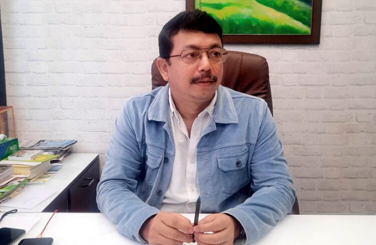 মনোজ গোস্বামীলৈ সাহিত্য অকাডেমি বঁটা 1 মনোজ গোস্বামীলৈ সাহিত্য অকাডেমি বঁটা