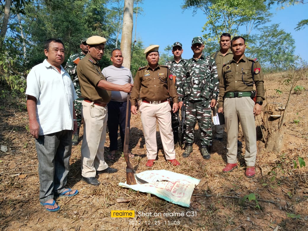 অবৈধ মৰণাস্ত্ৰৰ বিৰুদ্ধে অসম আৰক্ষীৰ অভিযান