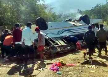 মণিপুৰত স্কুল বাছ দুৰ্ঘটনাত ছাত্ৰসহ ১৫ জনৰ মৃত্যু