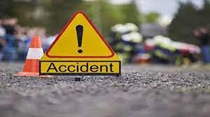 Three dead, 14 injured in road mishap 