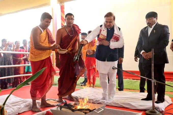 খানাপাৰাত প্ৰেক্ষাগৃহৰ আধাৰশিলা
