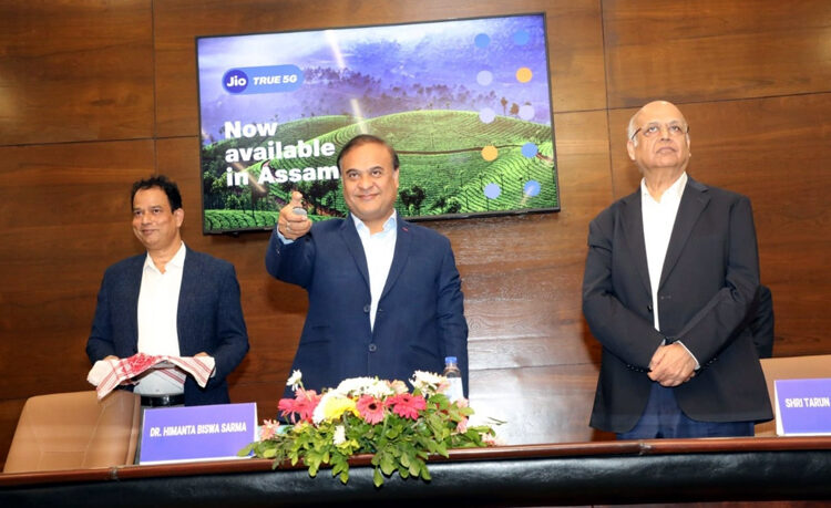 জনতা ভৱন সভাকক্ষত মুখ্যমন্ত্ৰী শৰ্মাই মুকলি কৰিলে জিঅ’ ট্ৰু ৫জি সেৱা: