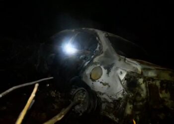 কলিয়াবৰৰ বুঢ়াপাহাৰৰ নিশা বাগৰিল চুইফ্ট ডিজায়াৰ বাহনঃ নিহত চালক গৰাকী-