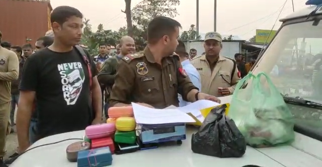 Drugs Seize I ভৱানীপুৰ আৰক্ষীয়ে ৮০ লাখ টকাৰ ব্ৰাউন চুগাৰ সহ আটক কৰিলে তিনি সৰবৰাহকাৰীকঃ 3 Drugs