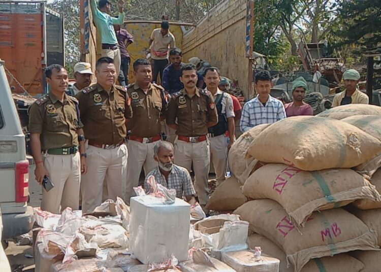 Burma Supari I খটখটীত আৰক্ষীৰ তালাচীত ৪ হাজাৰ কেজি বাৰ্মিজ চুপাৰি, ১৬ বস্তা বাৰ্মিজ পপী চিড জব্দঃ এজনক গ্ৰেপ্তাৰ 1 Burma Supari I খটখটীত আৰক্ষীৰ তালাচীত ৪ হাজাৰ কেজি বাৰ্মিজ চুপাৰি, ১৬ বস্তা বাৰ্মিজ পপী চিড জব্দঃ এজনক গ্ৰেপ্তাৰ