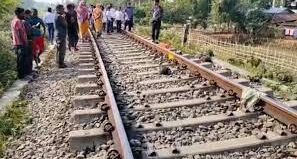 Unidentified Dead Bodies I ডিফুৰ সমীপৰ নৈলালংত অচিনাক্ত ৰেলে কটা মৃতদেহ উদ্ধাৰ ৷ চিনাক্তকৰণৰ বাবে ৭২ মৰ্গত সংৰক্ষণ মৃতদেহ 3 Dead Bodies