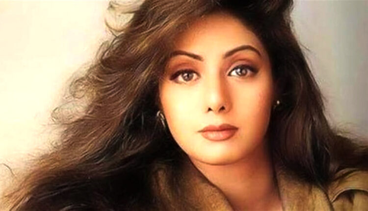 Bollywood I নতুন ৰূপত বলীউডলৈ উভতি আহি আছে শ্ৰীদেৱী! কেতিয়া?