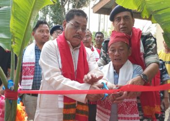 CRPF I ডিফুৰ ৰংচিথিমত চিআৰপিএফৰ চিভিক একছন প্ৰগ্ৰামৰ অধীনত শৌচাগাৰ ব্লক উদ্ধোধন বিধায়ক বিদ্যাছিং ইংলেঙৰ