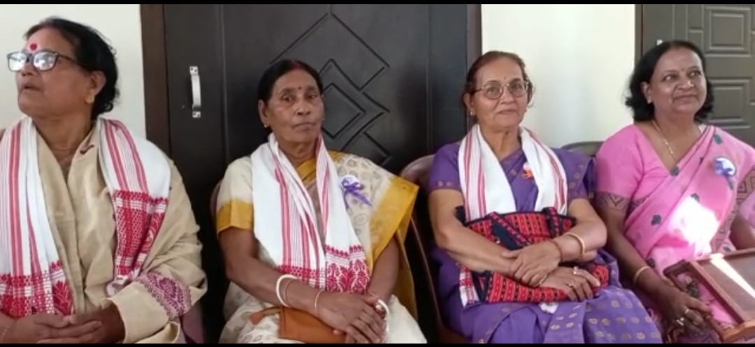 Mahila Samiti I ডিফুত কাৰবি আংলং জিলা মহিলা সমিতি ডিফু লেখিকা সমিতিৰ যৌথ উদ্যোগত আন্তৰ্জাতিক নাৰী দিৱস উদযাপন 3 নাৰী দিৱস
