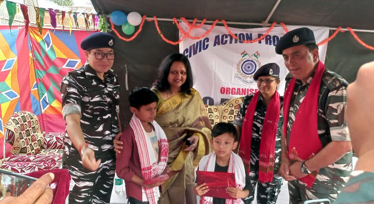 CRPF I ডিফুৰ ৰংমিৰ্দানত চিআৰপিএফৰ চিভিক একছন প্ৰ’গ্ৰামৰ অধীনত ছ’লাৰ ষ্ট্ৰীট লাইটৰ আধাৰশিলা স্থাপন