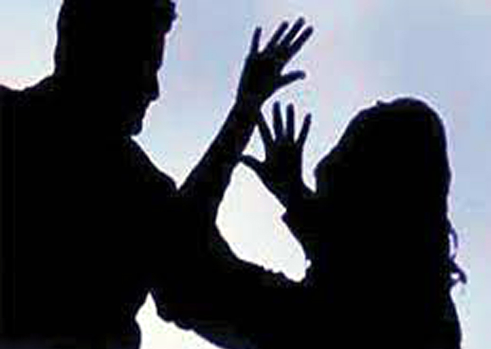  মহিলাক ধৰ্ষণ