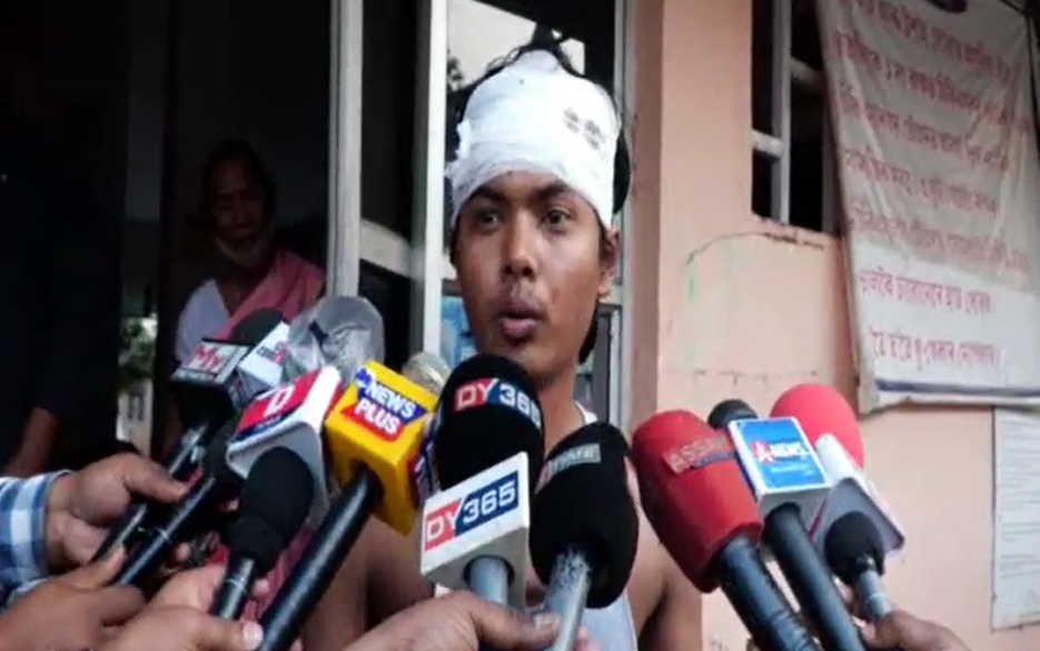 Nagaon College I নগাঁও মহাবিদ্যালয়ৰ ছাত্ৰৰ মাজত প্ৰচণ্ড মাৰপিট 2 নগাঁও মহাবিদ্যালয়