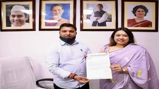 For using slanderous phrases against Srinivas BV, Angkita Dutta is likely to encounter legal action from the Youth Congress. 3 Angkita Dutta