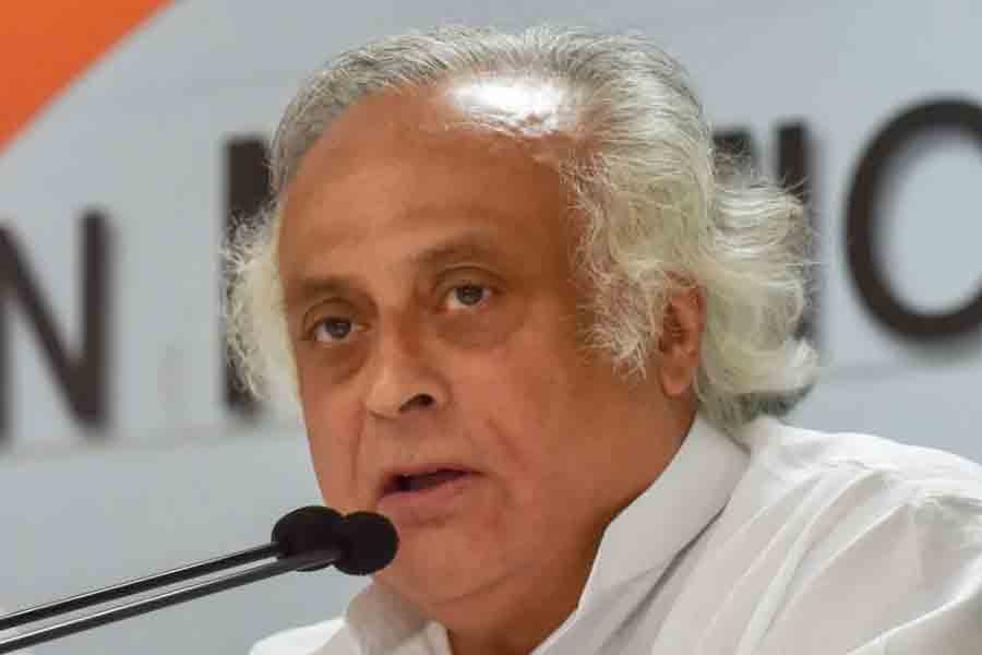Jairam Ramesh takes dig at PM Modi over Adani issue! আদানী-চীনৰ সম্পৰ্কক লৈ পুনৰ সৰৱ কংগ্ৰেছ 3 Jairam Ramesh