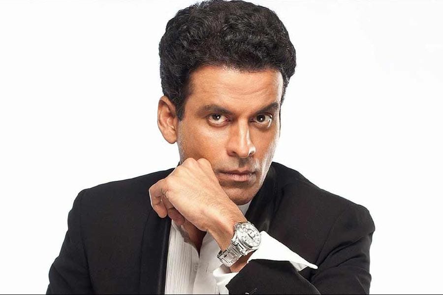 Manoj Bajpayee! বিনামূলীয়া সুৰা ডিঙিলৈকে পান কৰি অজ্ঞান হৈ পৰিল মনোজ বাজপেয়ী! 3 Manoj Bajpayee