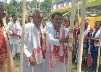 Rongali Bihu I দুদিনীয়াকৈ বৰ্ণাঢ্য কাৰ্যসূচীৰে আৰম্ভ হৈছে ৪৩ সংখ্যক ধৰমনালা ব’হাগী বিদায় উৎসৱ