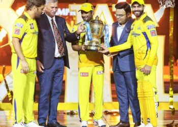 M S Dhoni | অৱসৰ ঘোষণাৰ বাবে এয়াই উত্তম মঞ্চ! কিন্তু মন বেয়া কৰিব নালাগে, অহা বছৰো খেলাৰ প্ৰবল ইচ্ছা মাহিৰ