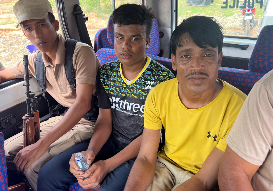 হেৰ'ইনসহ দুটা সৰবৰাহকাৰী আটক