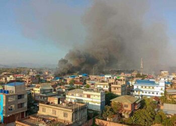 AGAIN MANIPUR IS BURNING I অমিত শ্বাহৰ ভ্ৰমণৰ পূৰ্বে পুনৰ উত্তপ্ত মণিপুৰ, সংঘৰ্ষত নিহত আৰক্ষী জোৱানসহ ৫