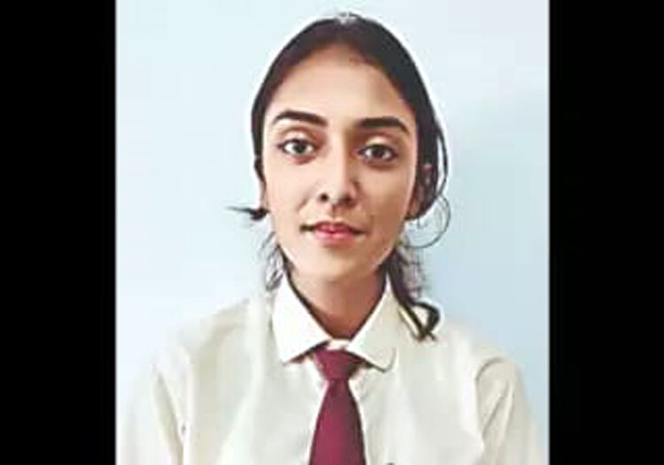 ISC Exam I ৯৯.৭৫ শতাংশ নম্বৰেৰে ISC-ৰ শীৰ্ষত উজলিল অসমৰ ৰিয়া আগৰৱাল