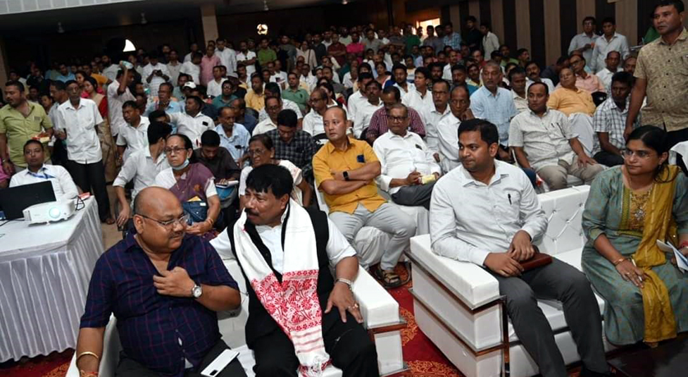 চাৰিলেনযুক্ত ৰাষ্ট্ৰীয় পথ 