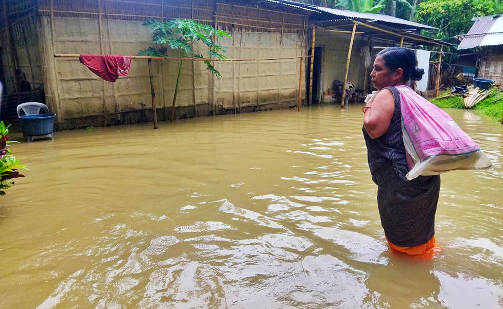 Flood situation in Assam I অসমৰ বান পৰিস্থিতি অধিক শোচনীয়, ৪৪৪ গাঁও পানীৰ তলত 3 অসমৰ বান পৰিস্থিতি
