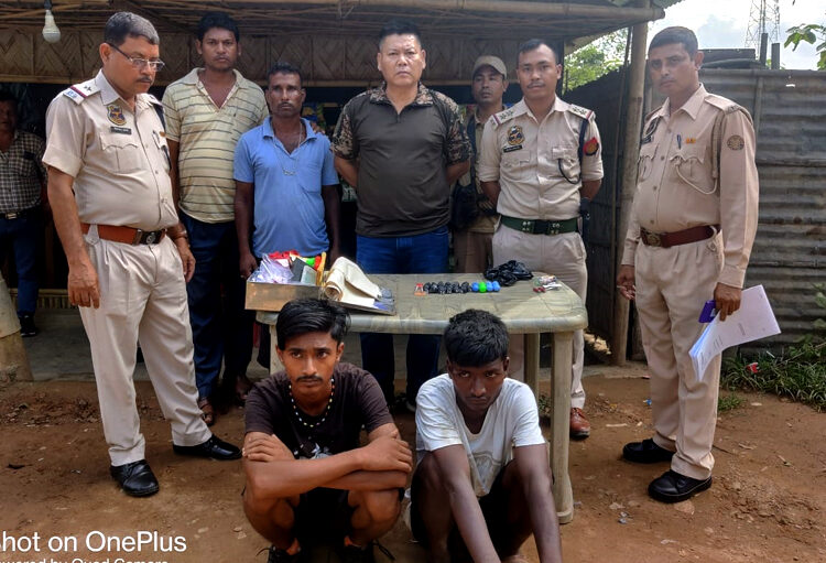 Heroin Seized I লাহৰিজানত হেৰ’ইনসহ দুটা সৰবৰাহকাৰী আটক
