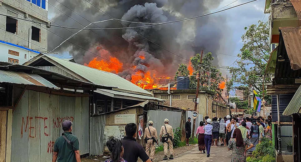  মণিপুৰৰ ঘটনা
