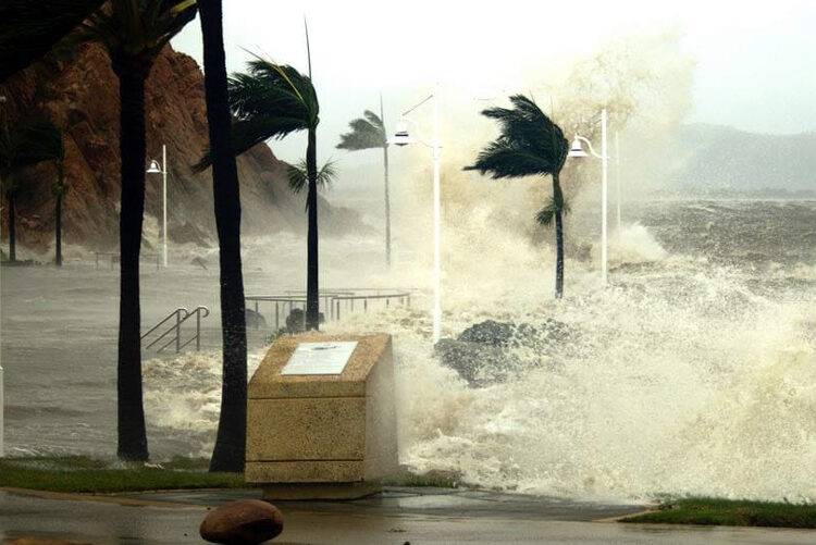 Monsoon I দেশত এইবাৰ পলমকৈ বাৰিষাৰ আগমনৰ কাৰণ কি? বতৰ বিভাগে কি কয়? 1 Monsoon I দেশত এইবাৰ পলমকৈ বাৰিষাৰ আগমনৰ কাৰণ কি? বতৰ বিভাগে কি কয়?