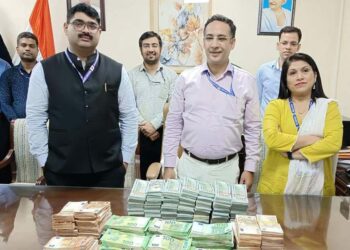 Delhi’s Biggest Ever Seizure I জোতাৰ ভিতৰত ১০ কোটিৰো অধিক বিদেশী মুদ্ৰা, দিল্লী বিমানবন্দৰত আটক ৩