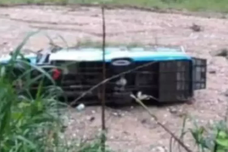Tragic Bus Accident Claims Lives of Indian Pilgrims in Nepal: Investigation Underway 1 Tragic Bus Accident Claims Lives of Indian Pilgrims in Nepal: Investigation Underway