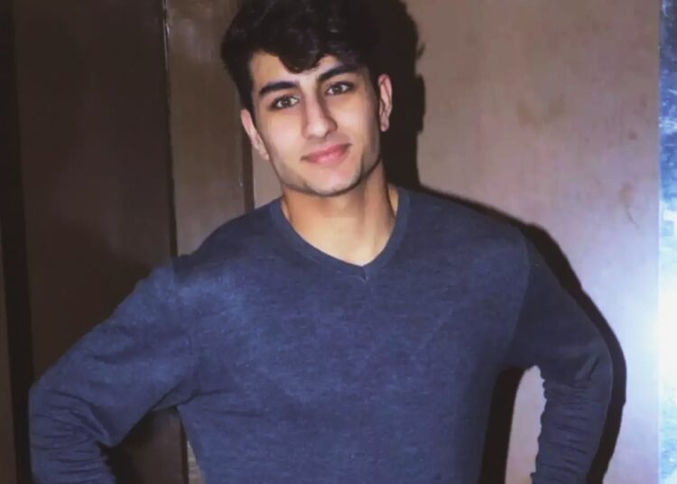 Ibrahim Ali Khan in Bollywood I চৈফ পুত্ৰ ইব্ৰাহিমৰ বলিউডত অভিষেক 1 Ibrahim Ali Khan in Bollywood I চৈফ পুত্ৰ ইব্ৰাহিমৰ বলিউডত অভিষেক